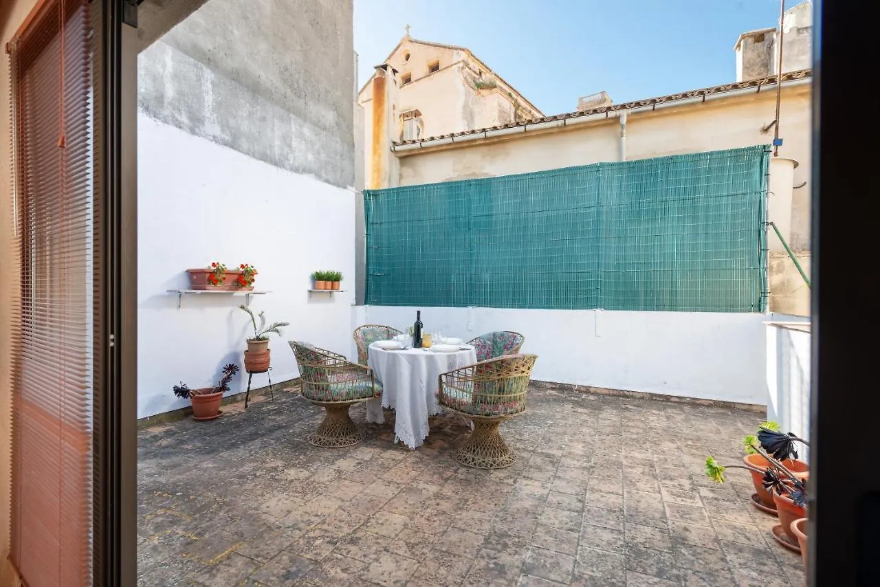 פוינסה Townhouse Can Bregat 0*,  ספרד