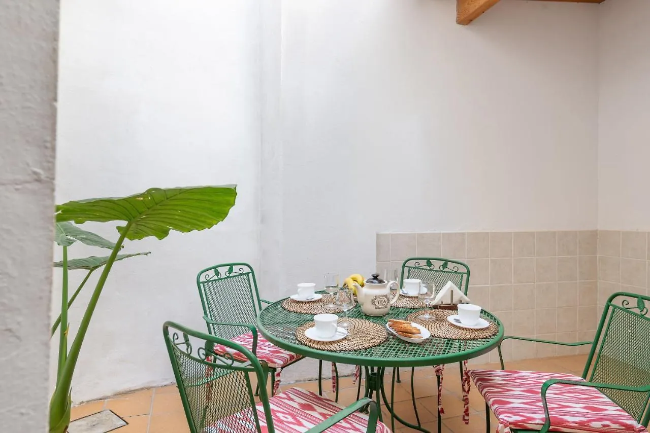 פוינסה Townhouse Can Bregat ספרד