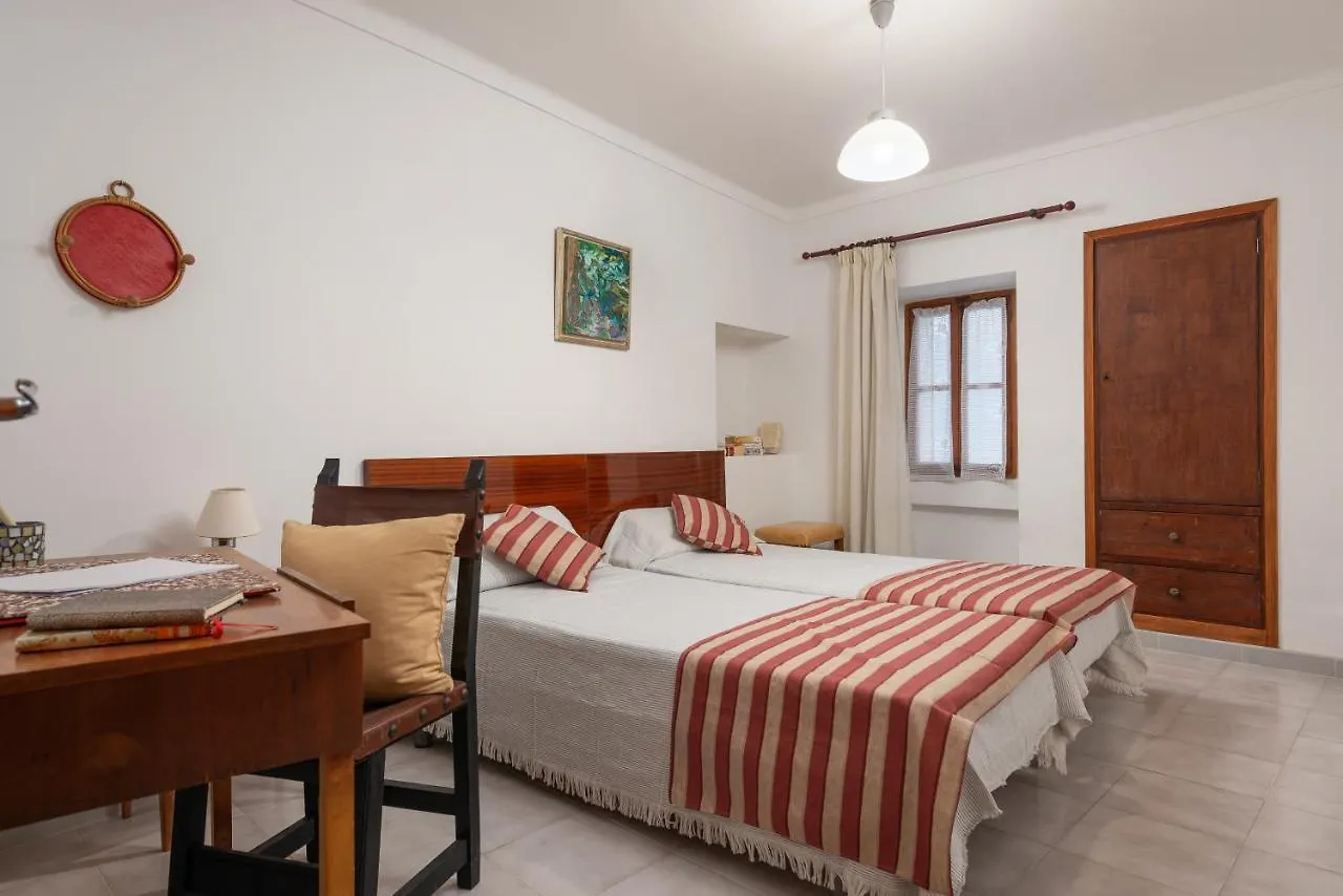 בית נופש פוינסה Townhouse Can Bregat ספרד